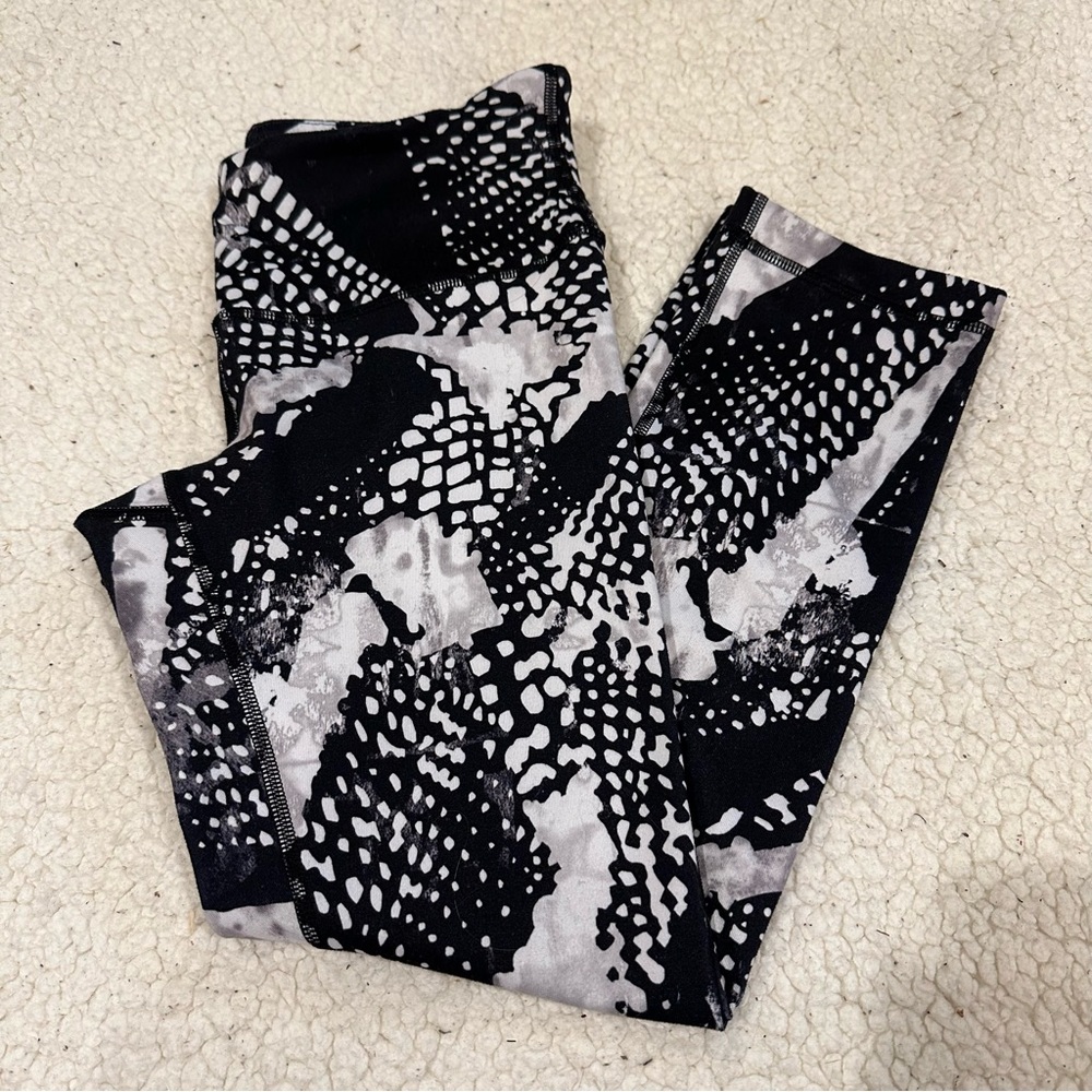 lululemon leggings size 4